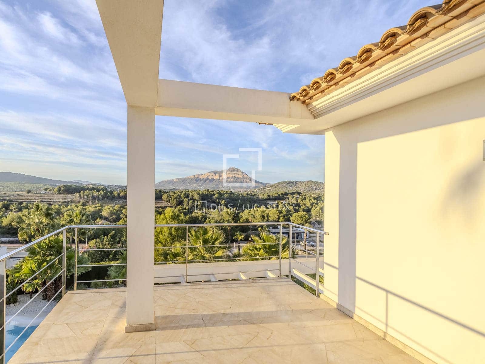 5 slaapkamer Villa te koop in Javea / Xabia met zwembad garage - € 1.675.000 (Ref: 9500339)