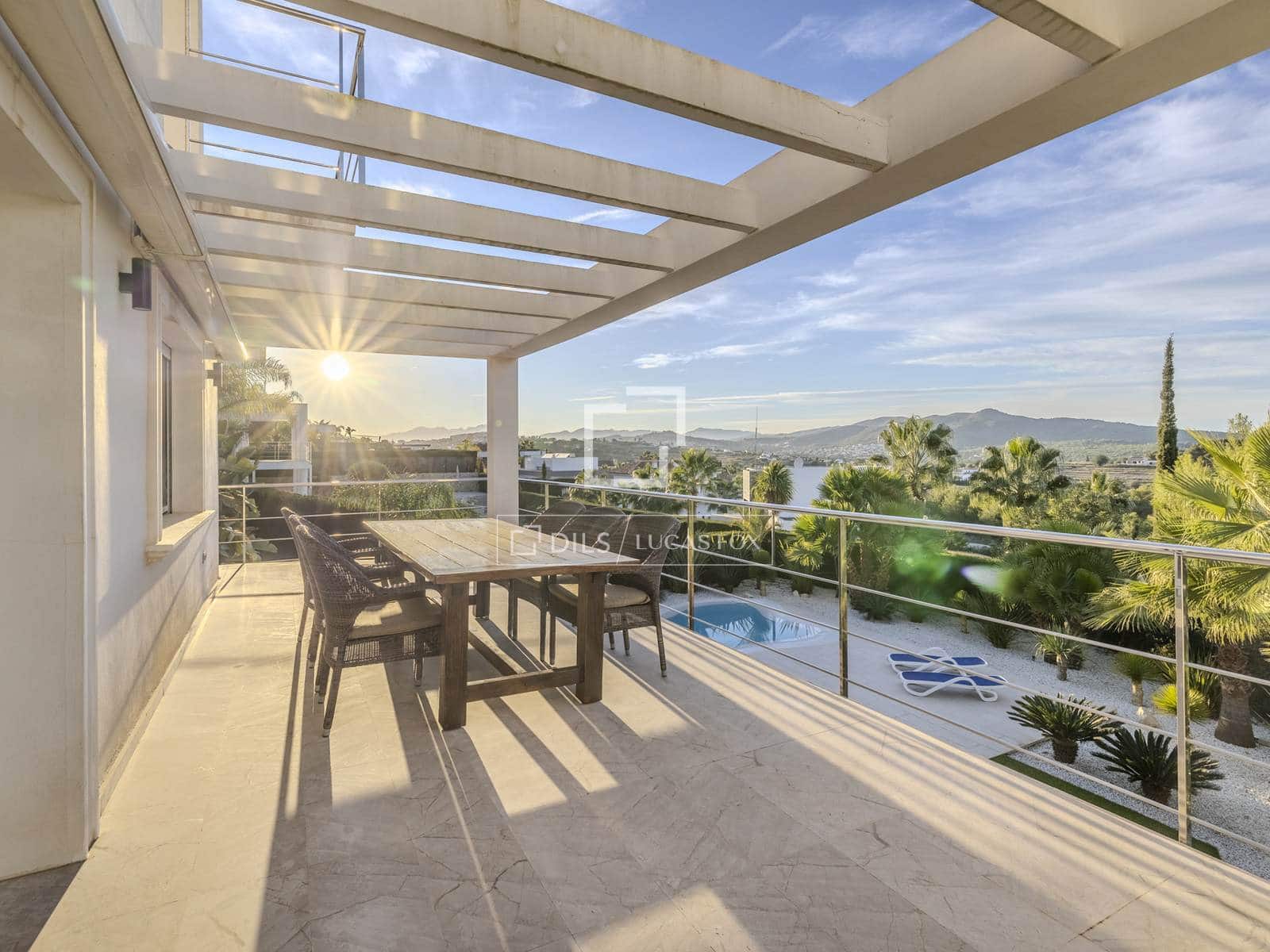 5 slaapkamer Villa te koop in Javea / Xabia met zwembad garage - € 1.675.000 (Ref: 9500339)