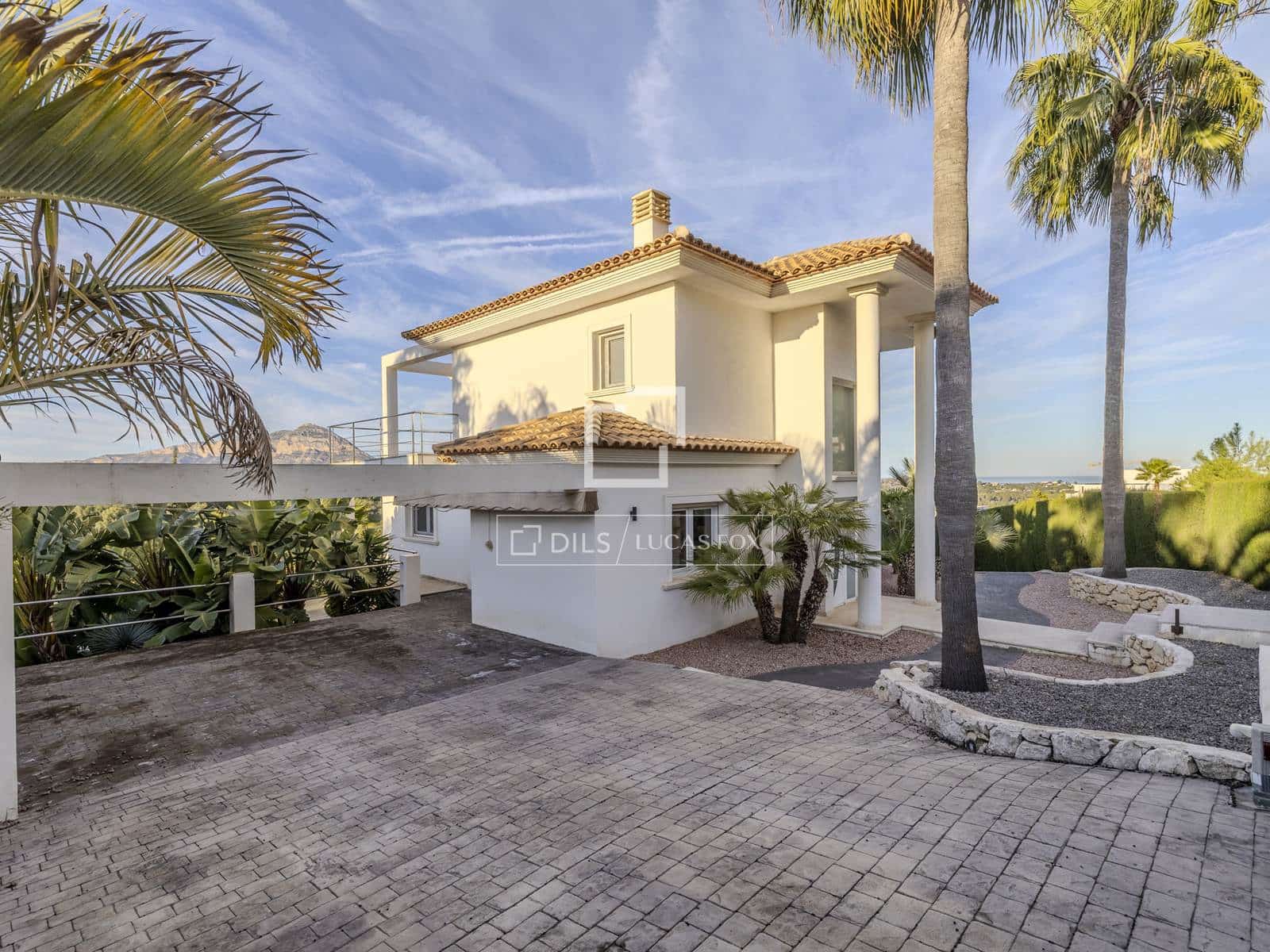 5 slaapkamer Villa te koop in Javea / Xabia met zwembad garage - € 1.675.000 (Ref: 9500339)