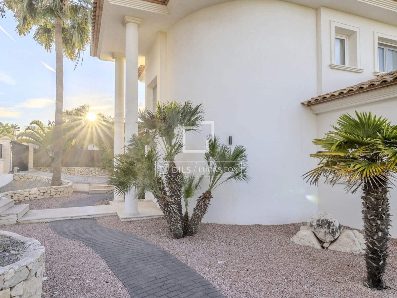 5 slaapkamer Villa te koop in Javea / Xabia met zwembad garage - € 1.675.000 (Ref: 9500339)