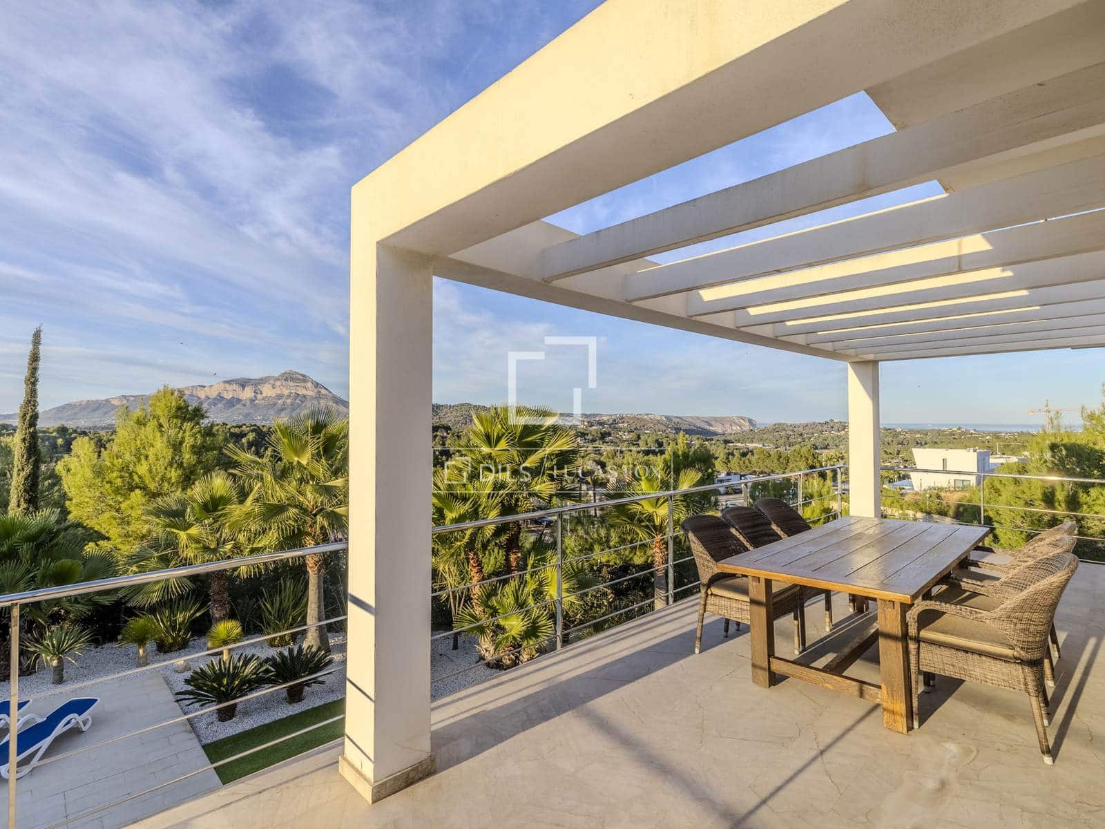 5 slaapkamer Villa te koop in Javea / Xabia met zwembad garage - € 1.675.000 (Ref: 9500339)