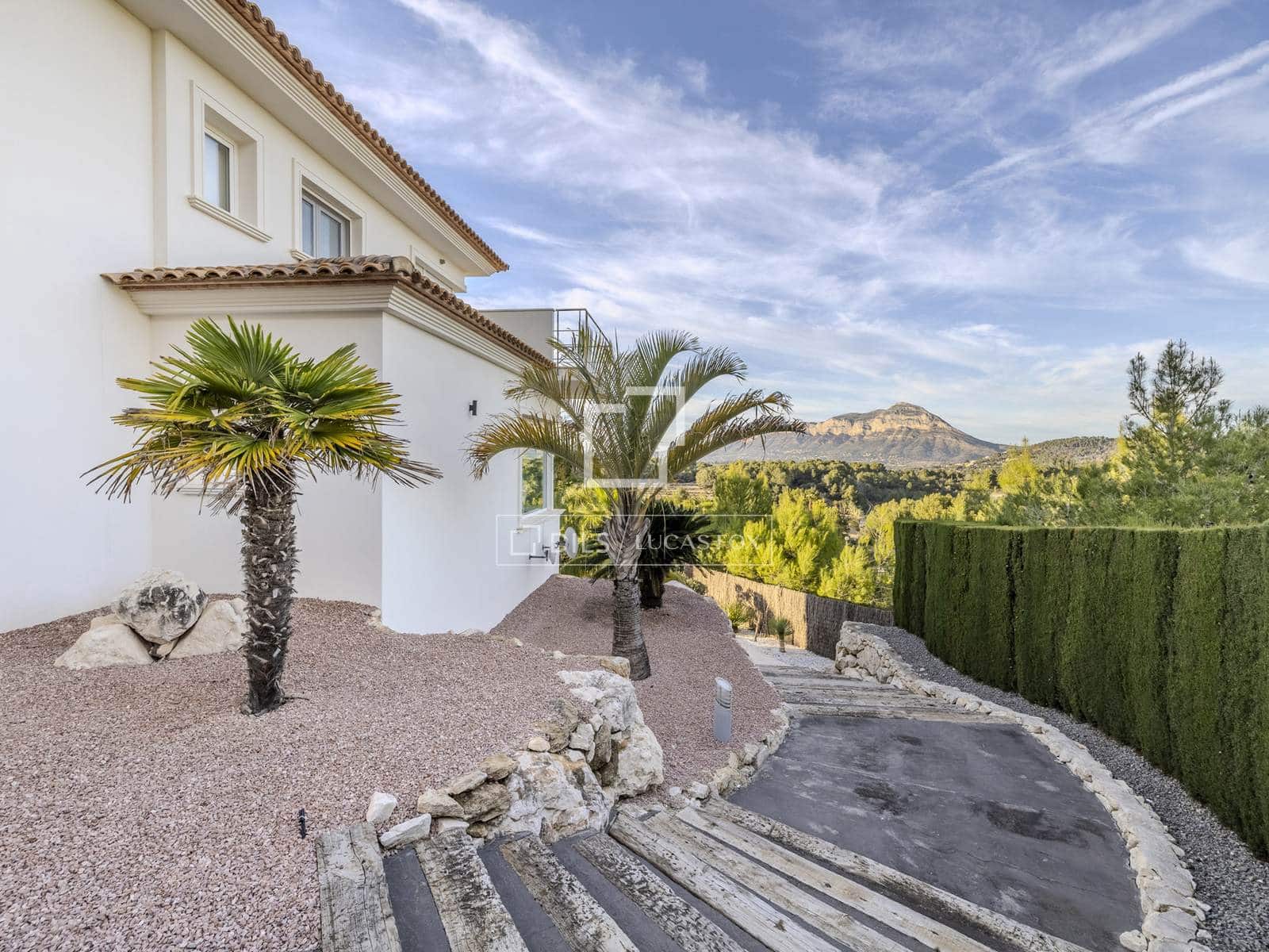 5 slaapkamer Villa te koop in Javea / Xabia met zwembad garage - € 1.675.000 (Ref: 9500339)
