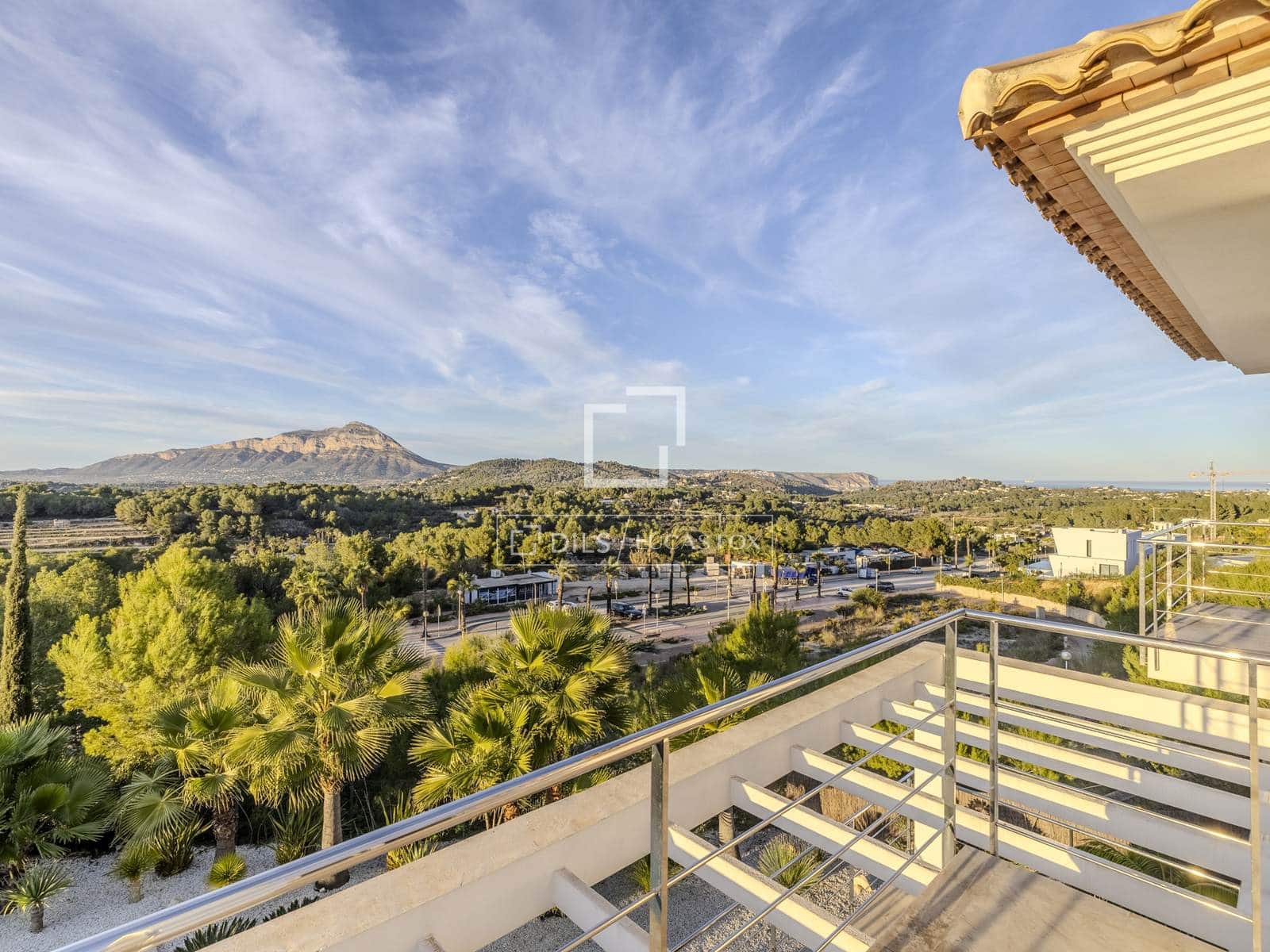 5 slaapkamer Villa te koop in Javea / Xabia met zwembad garage - € 1.675.000 (Ref: 9500339)