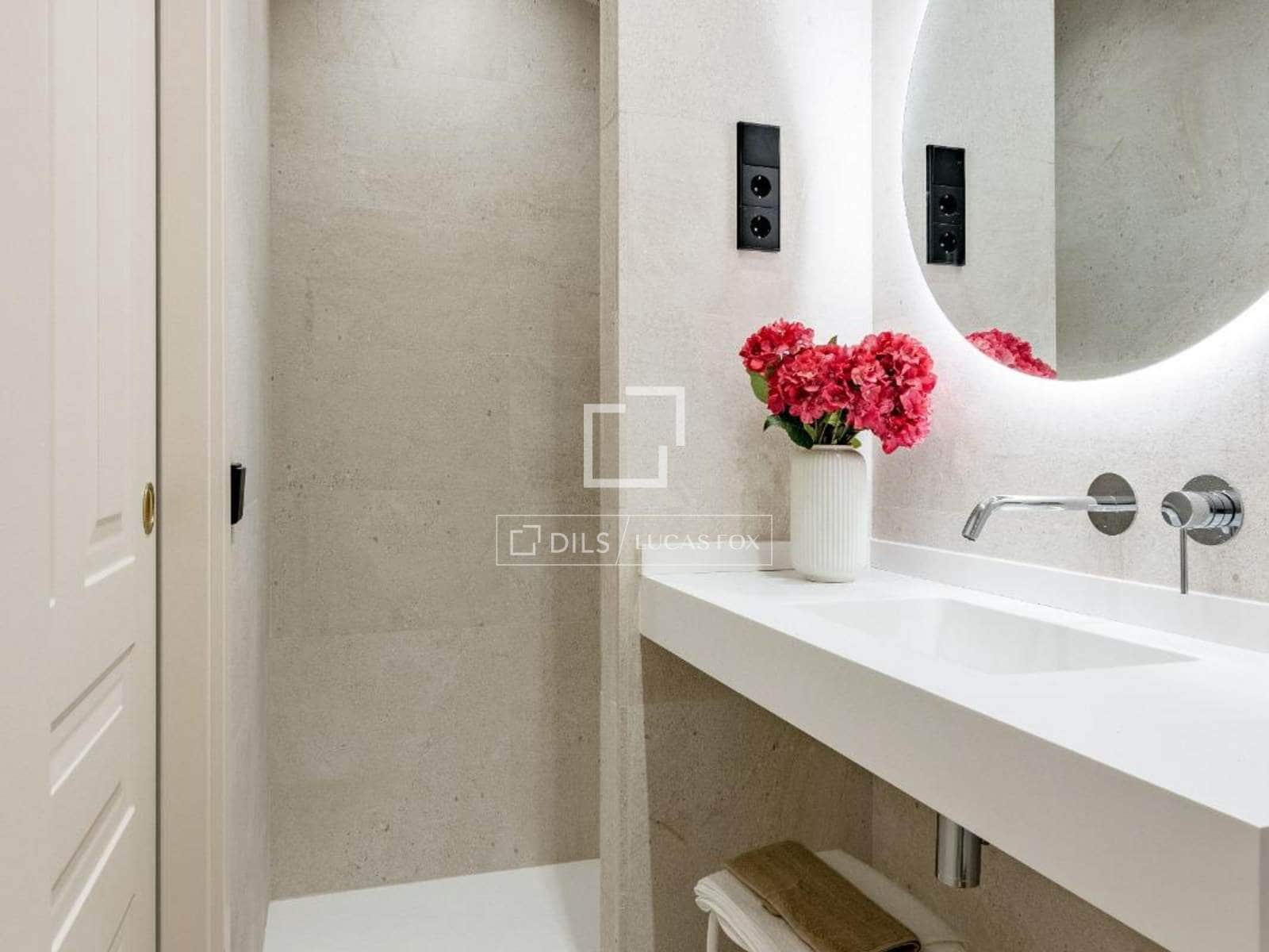 2 slaapkamer Appartement te koop in Madrid stad - € 1.375.000 (Ref: 9500341)