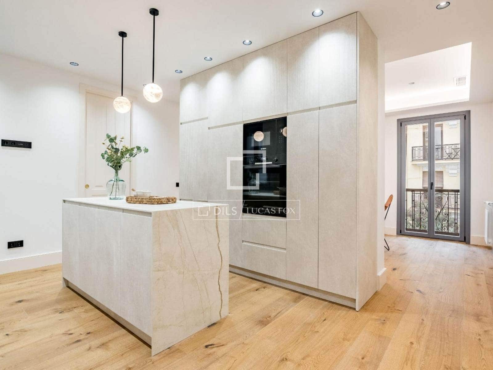 2 slaapkamer Appartement te koop in Madrid stad - € 1.375.000 (Ref: 9500341)