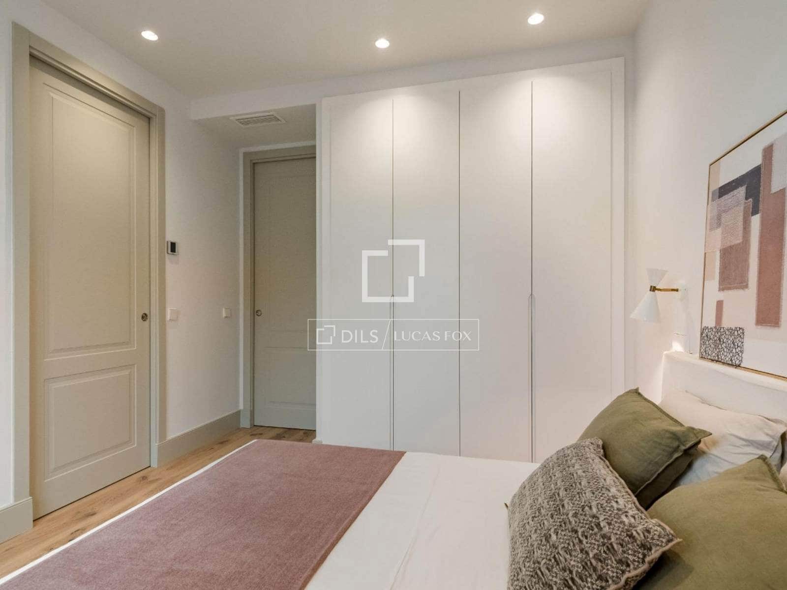 3 bedroom Apartment for sale in Madrid city with garage - € 1,575,000 (Ref: 9500342)