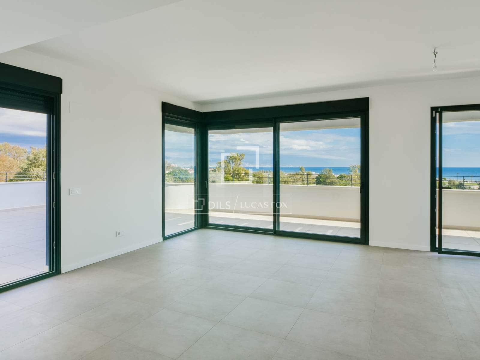 4 slaapkamer Appartement te koop in Torremolinos met zwembad garage - € 1.450.000 (Ref: 9500600)