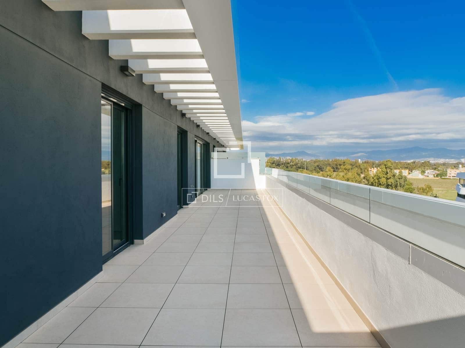 3 slaapkamer Appartement te koop in Torremolinos met zwembad garage - € 1.850.000 (Ref: 9500601)