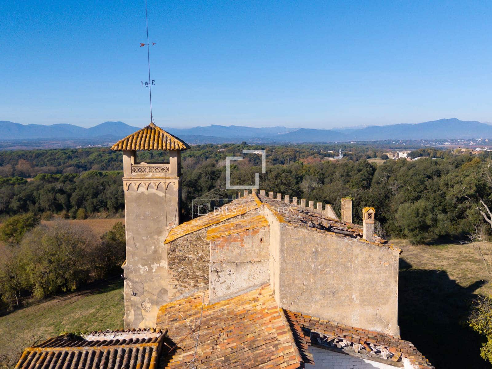Finca/Casa Rural de 10 habitaciones en Llambilles en venta - 950.000 € (Ref: 9502919)