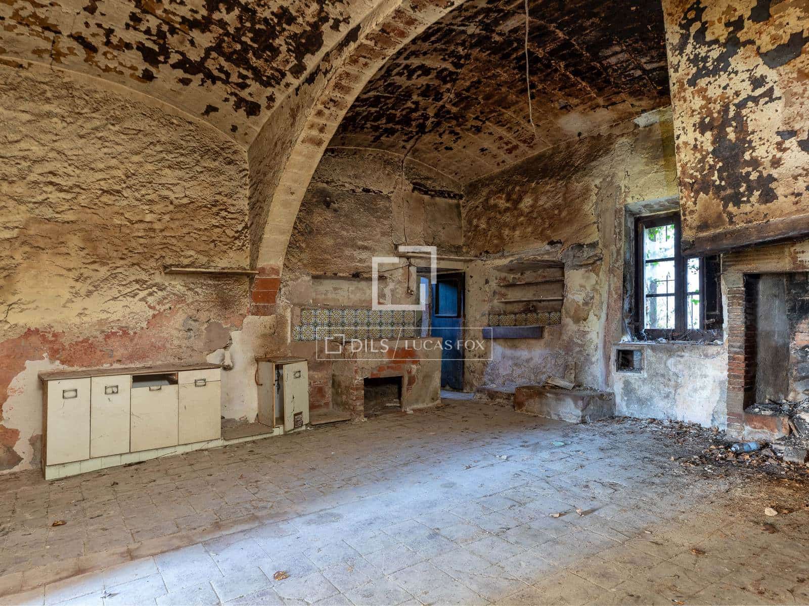 Finca/Casa Rural de 10 habitaciones en Llambilles en venta - 950.000 € (Ref: 9502919)