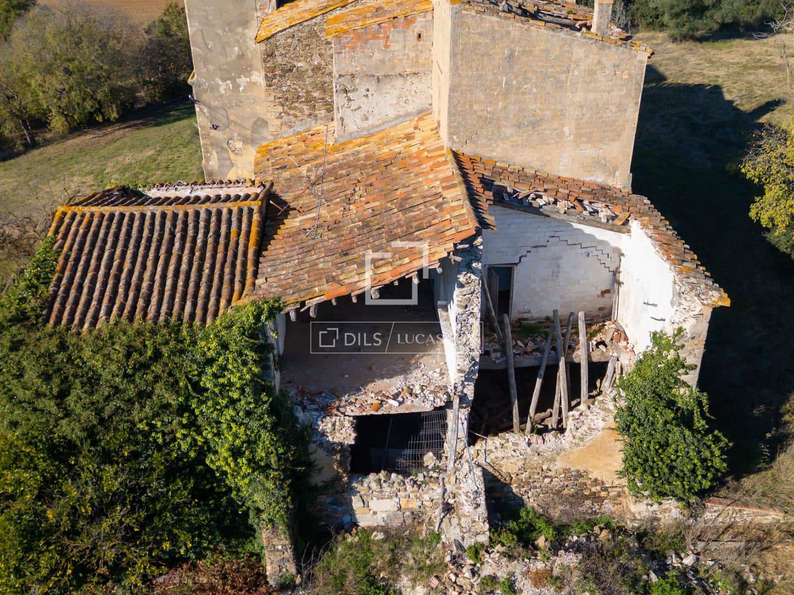 Finca/Casa Rural de 10 habitaciones en Llambilles en venta - 950.000 € (Ref: 9502919)