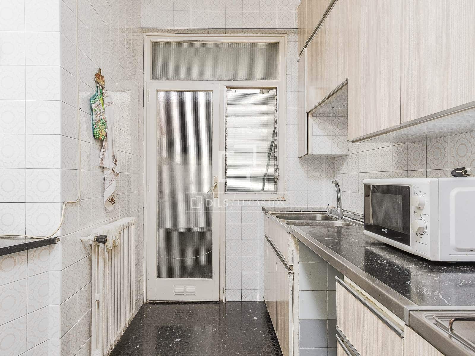 4 makuuhuone Huoneisto myytävänä paikassa Barcelona kaupunki - 830 000 € (Ref: 9503013)