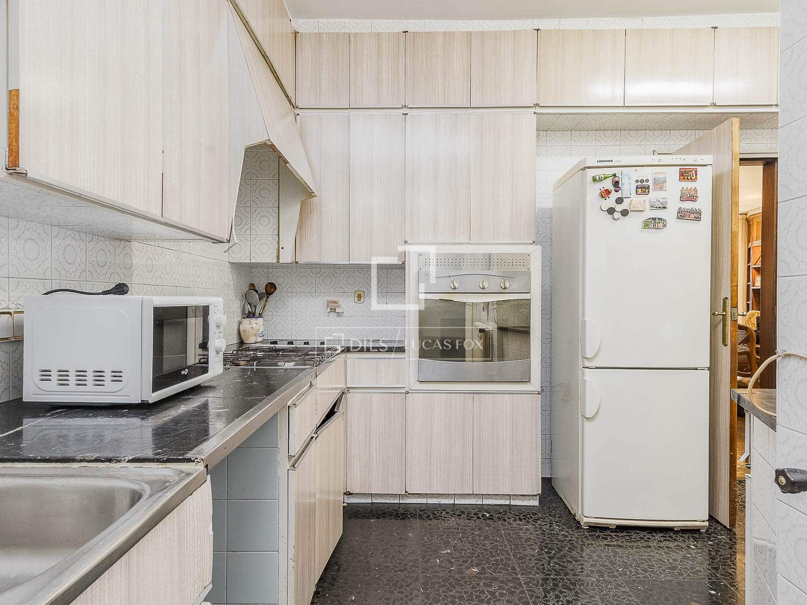 4 makuuhuone Huoneisto myytävänä paikassa Barcelona kaupunki - 830 000 € (Ref: 9503013)
