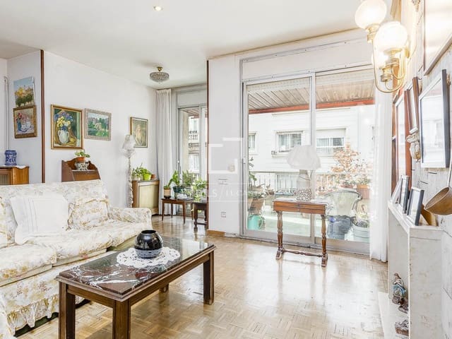 4 makuuhuone Huoneisto myytävänä paikassa Barcelona kaupunki - 830 000 € (Ref: 9503013)