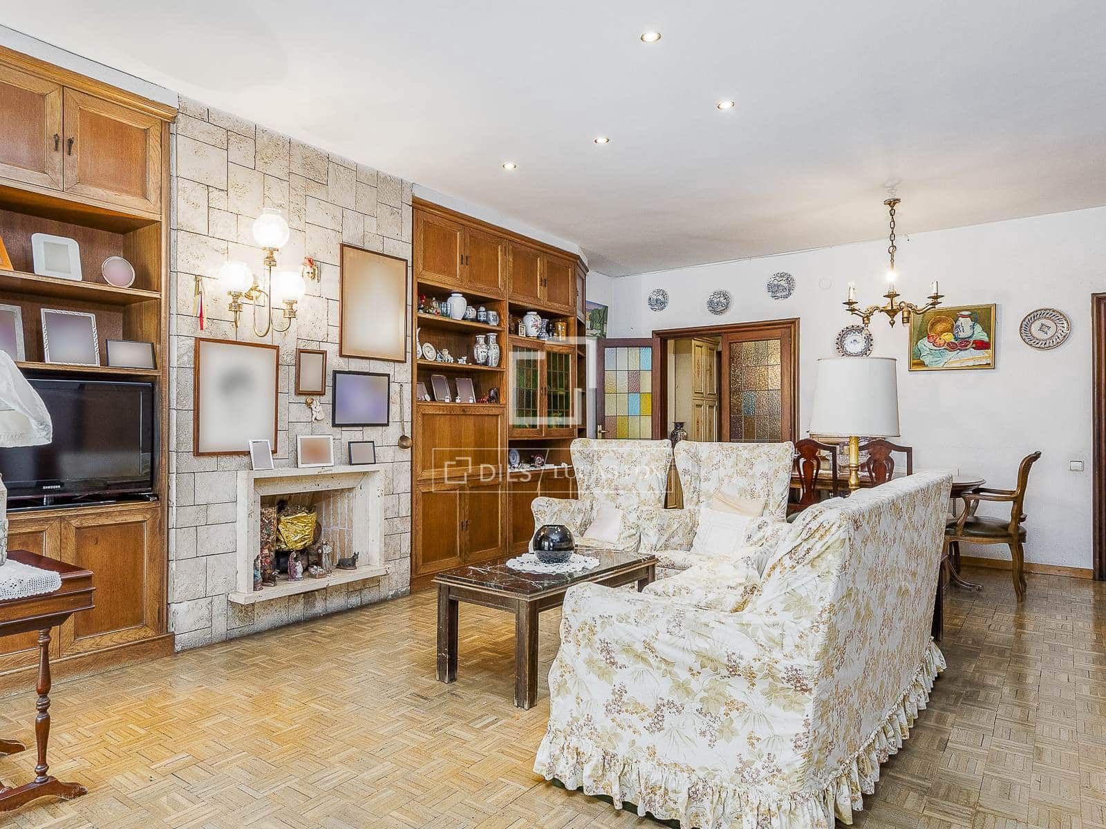 4 makuuhuone Huoneisto myytävänä paikassa Barcelona kaupunki - 830 000 € (Ref: 9503013)