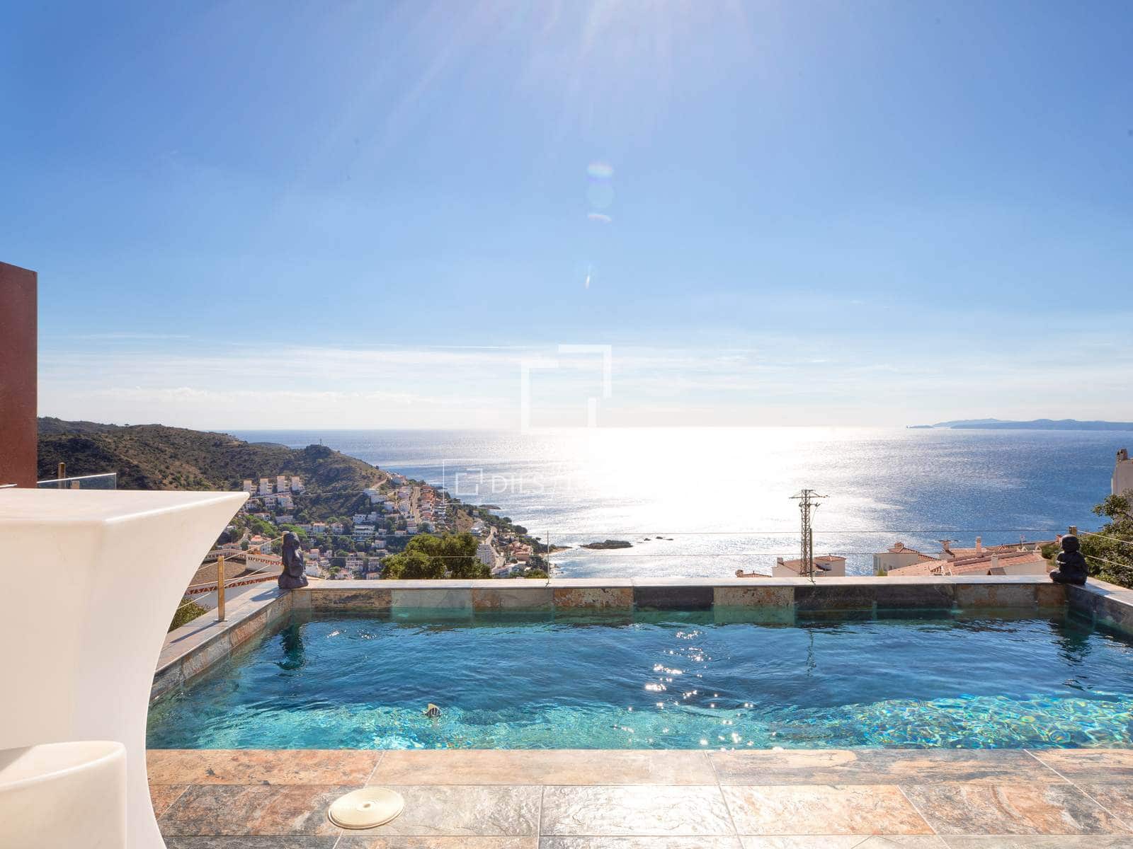 3 slaapkamer Villa te koop in Roses met zwembad garage - € 995.000 (Ref: 9503015)