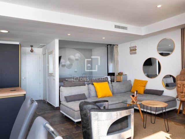 3 slaapkamer Villa te koop in Roses met zwembad garage - € 995.000 (Ref: 9503015)