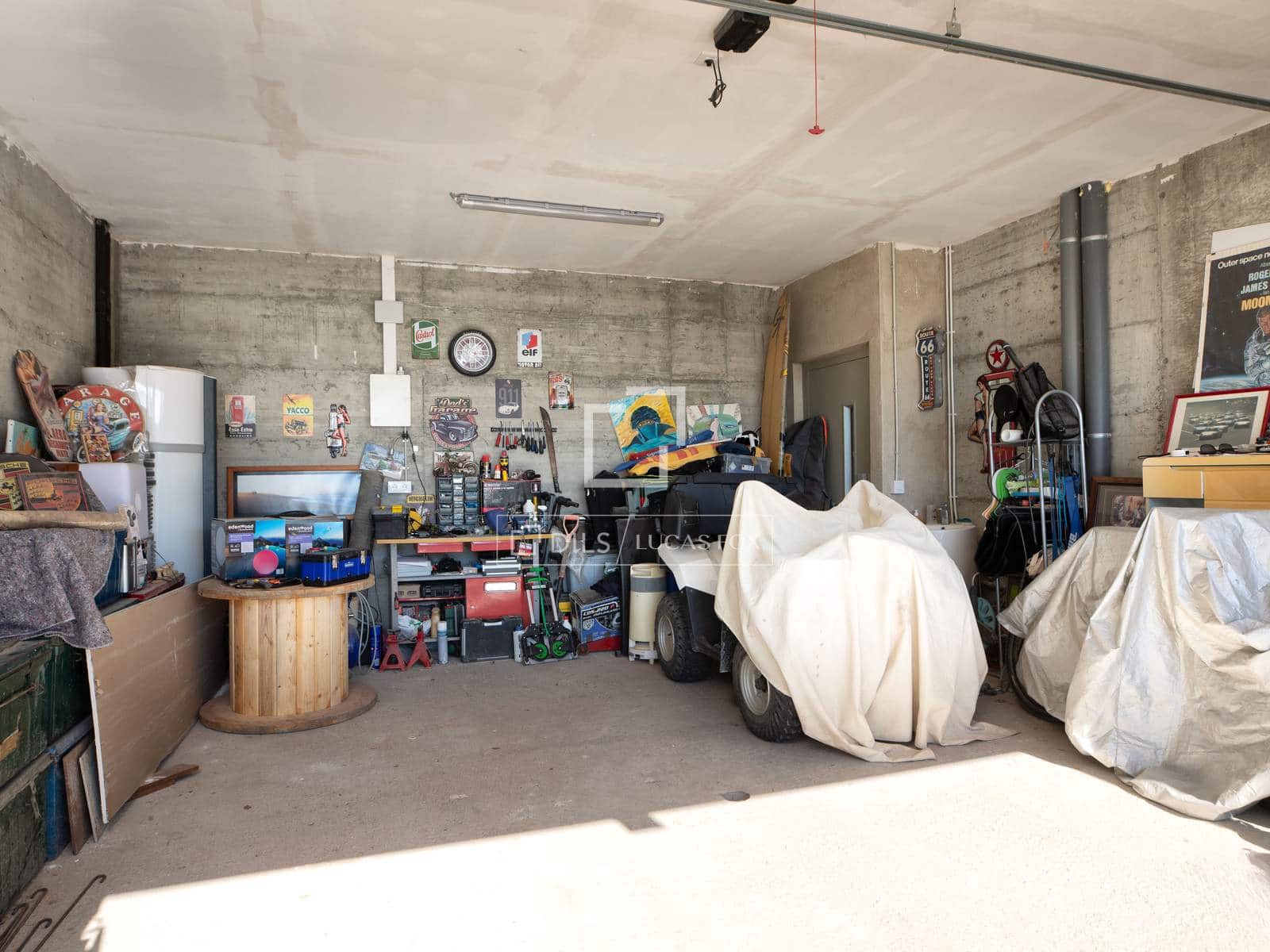 3 slaapkamer Villa te koop in Roses met zwembad garage - € 995.000 (Ref: 9503015)