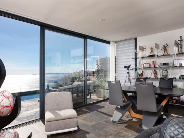 3 slaapkamer Villa te koop in Roses met zwembad garage - € 995.000 (Ref: 9503015)