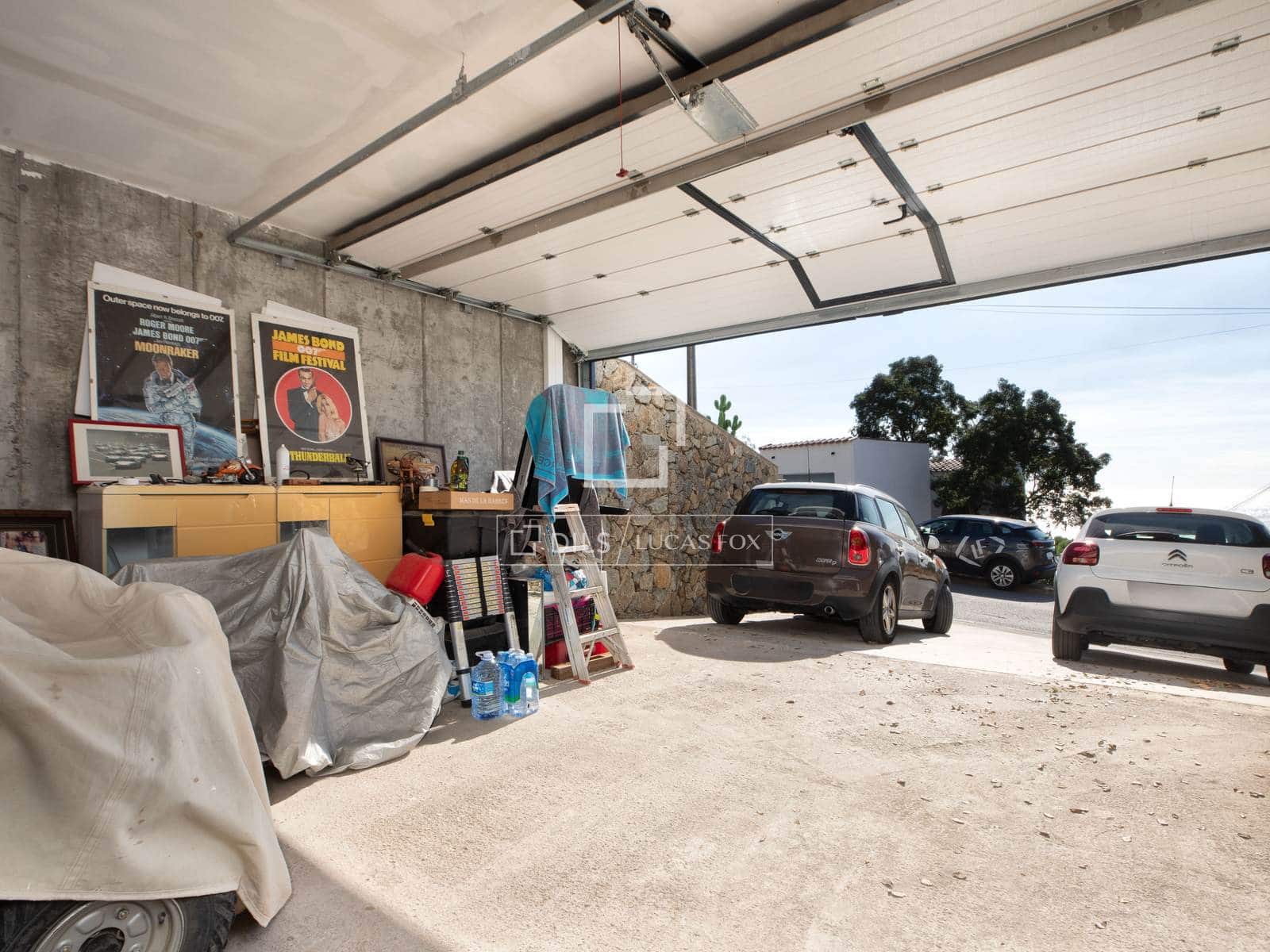 3 slaapkamer Villa te koop in Roses met zwembad garage - € 995.000 (Ref: 9503015)