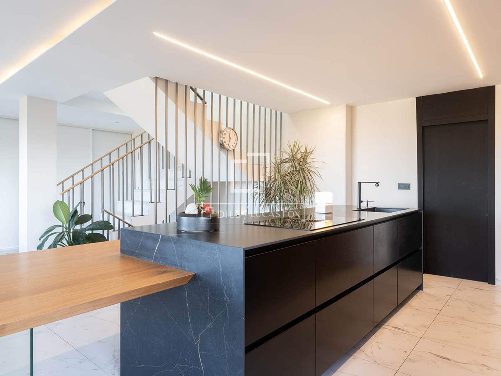 4 soveværelse Villa til salg i Vigo med swimmingpool garage - € 1.000.000 (Ref: 9503016)