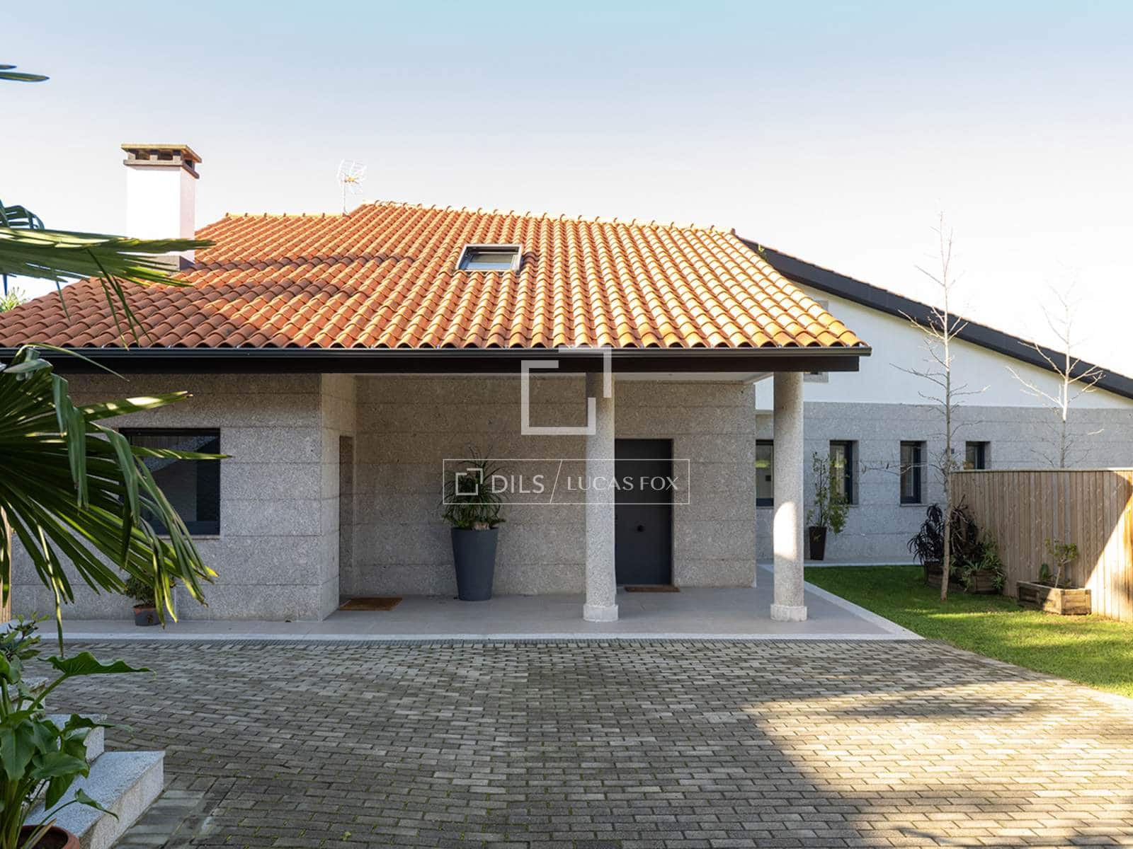4 soveværelse Villa til salg i Vigo med swimmingpool garage - € 1.000.000 (Ref: 9503016)