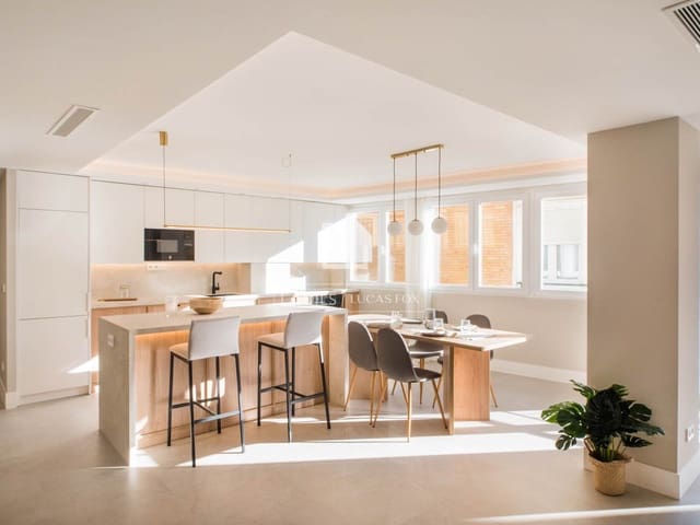 3 Zimmer Apartment zu verkaufen in La Malagueta, Málaga Stadt - 755.000 € (Ref: 9503018)