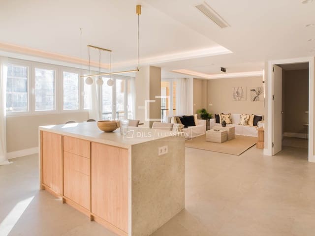 3 Zimmer Apartment zu verkaufen in La Malagueta, Málaga Stadt - 755.000 € (Ref: 9503018)