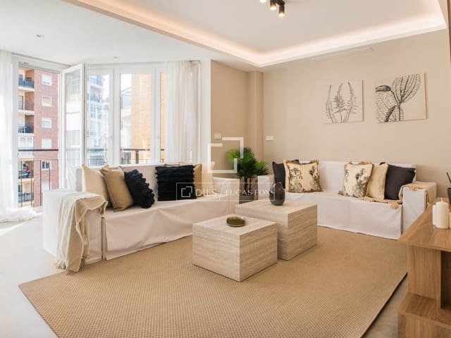 3 Zimmer Apartment zu verkaufen in La Malagueta, Málaga Stadt - 755.000 € (Ref: 9503018)