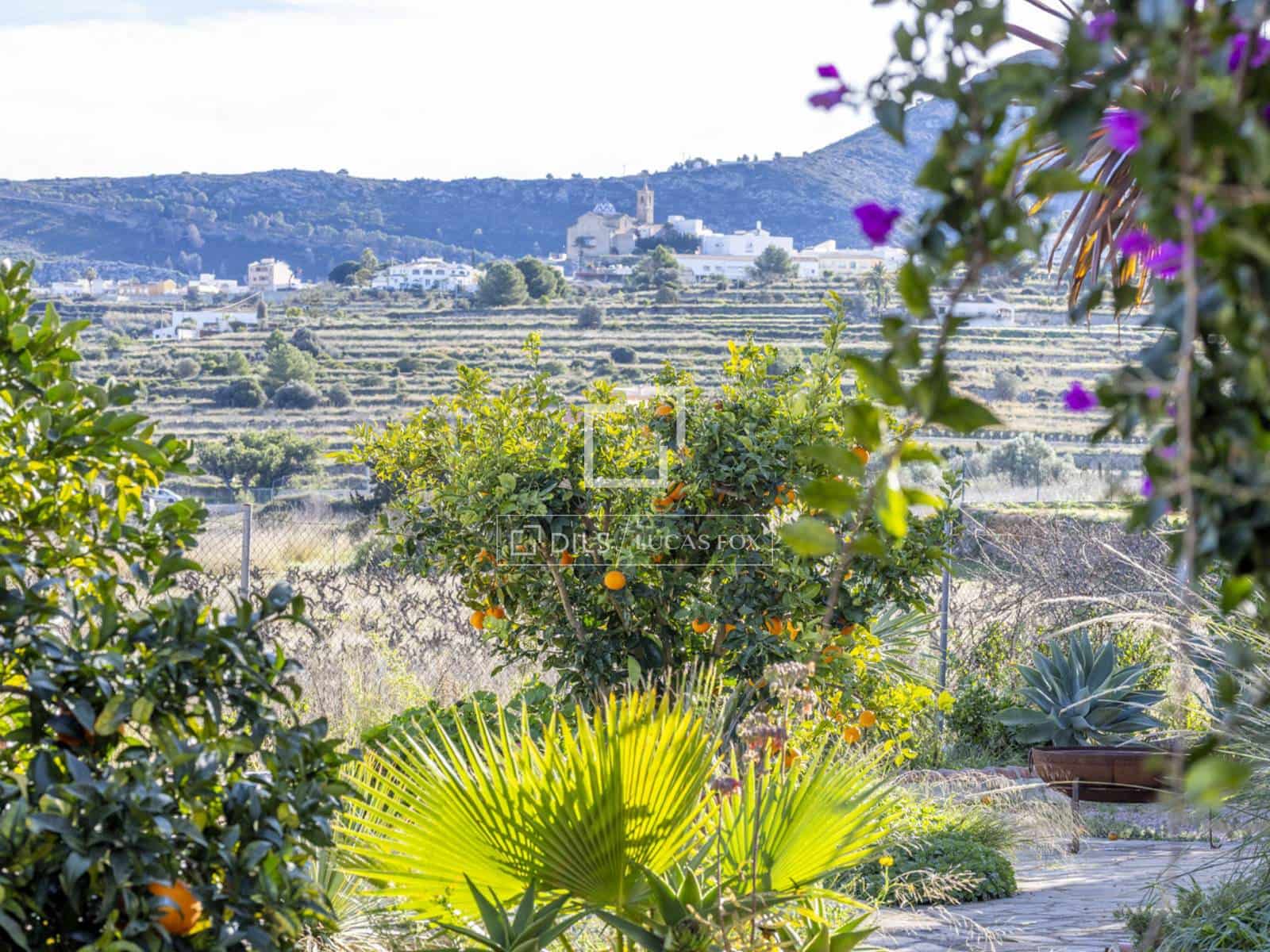 4 bedroom Villa for sale in Benitachell / Benitatxell with pool garage - € 675,000 (Ref: 9503233)