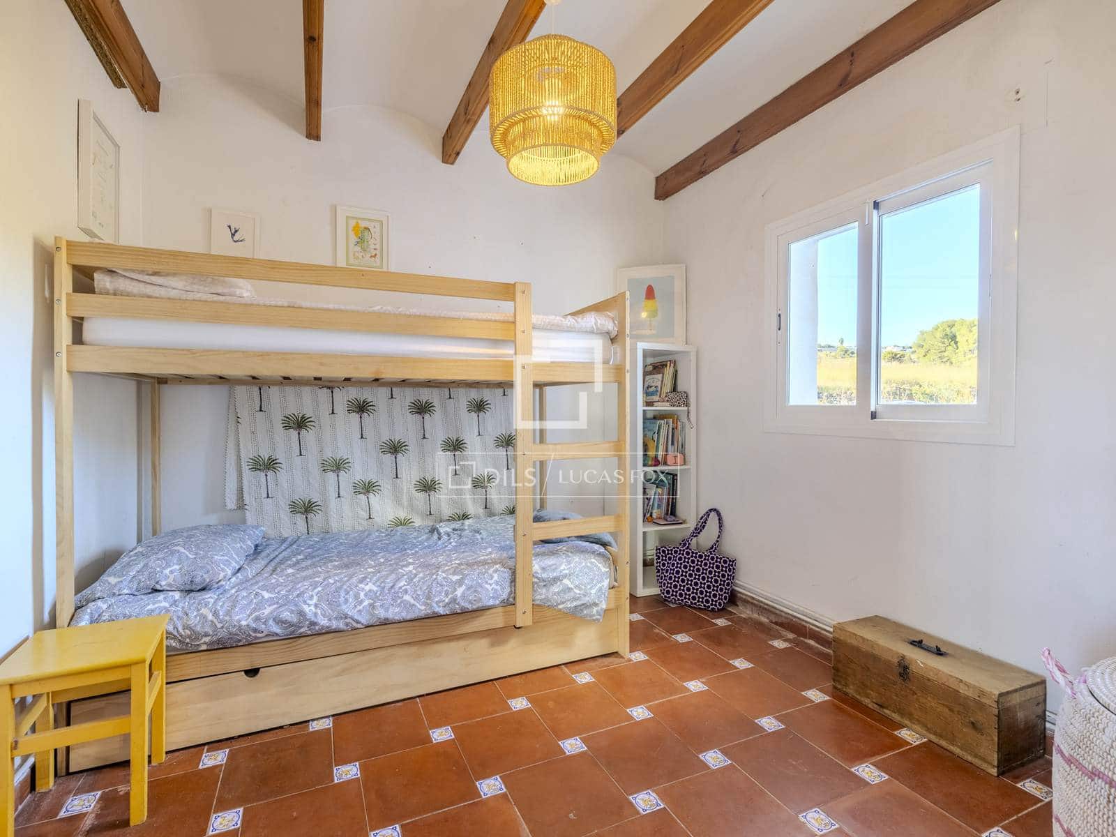 4 bedroom Villa for sale in Benitachell / Benitatxell with pool garage - € 675,000 (Ref: 9503233)