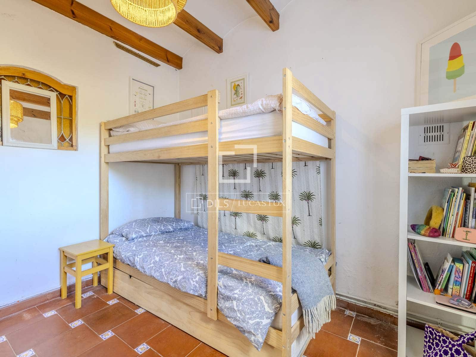 4 bedroom Villa for sale in Benitachell / Benitatxell with pool garage - € 675,000 (Ref: 9503233)