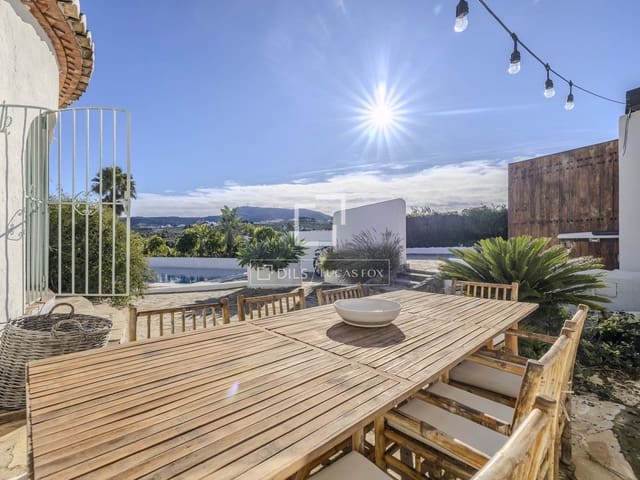 4 soveværelse Villa til salg i Benitachell / Benitatxell med swimmingpool garage - € 675.000 (Ref: 9503233)