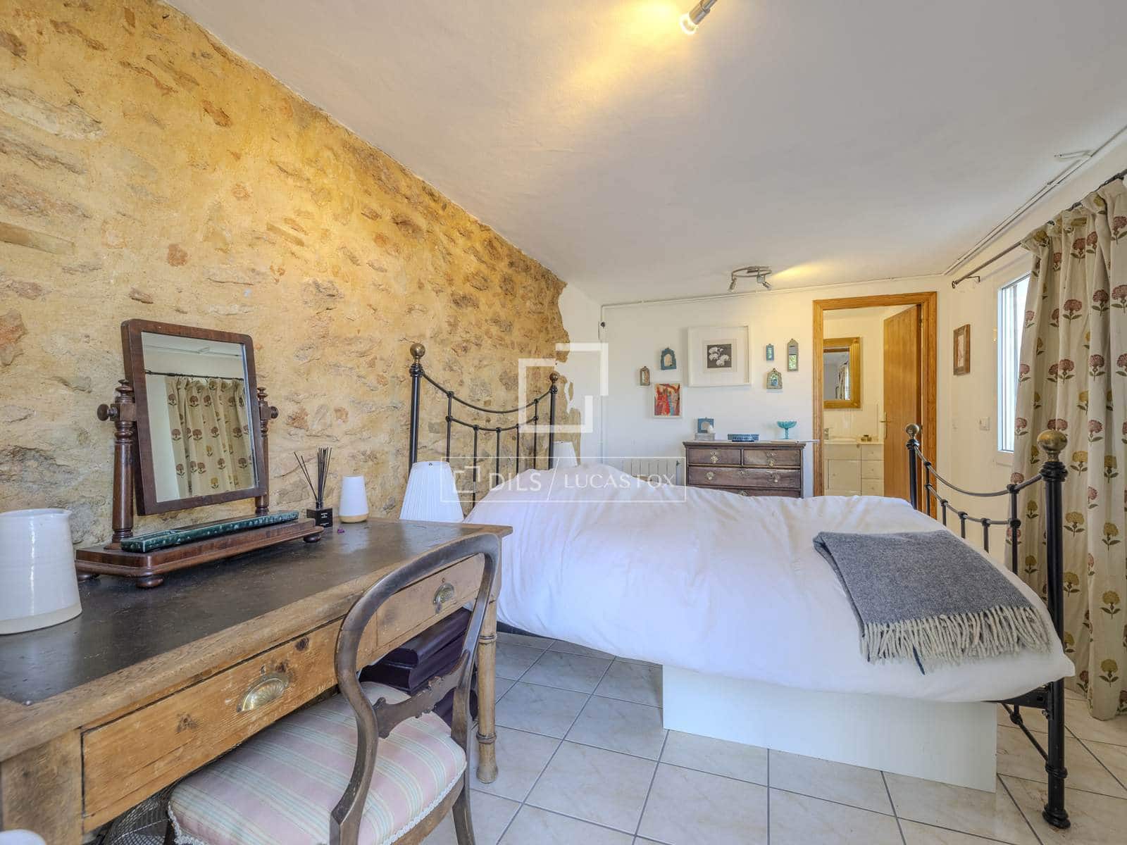 4 bedroom Villa for sale in Benitachell / Benitatxell with pool garage - € 675,000 (Ref: 9503233)