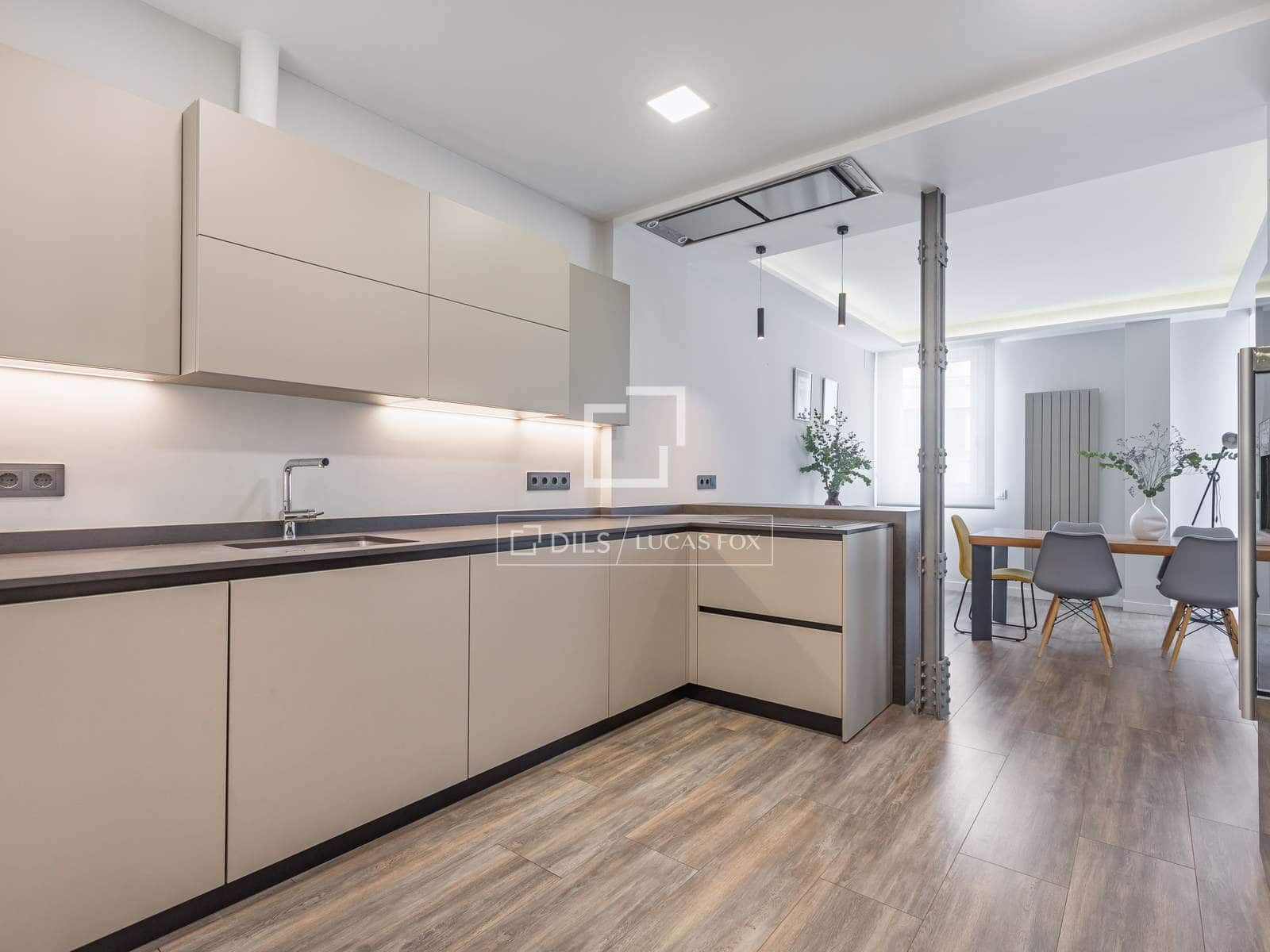 2 bedroom Apartment for sale in Madrid city - € 1,370,000 (Ref: 9503234)