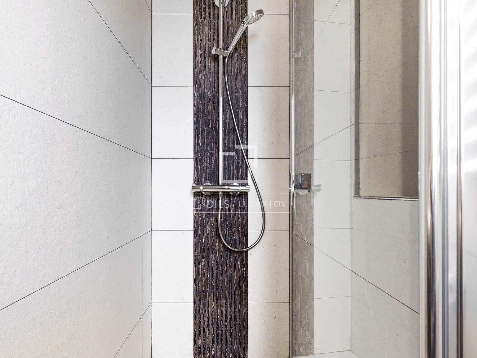 2 bedroom Apartment for sale in Madrid city - € 1,370,000 (Ref: 9503234)