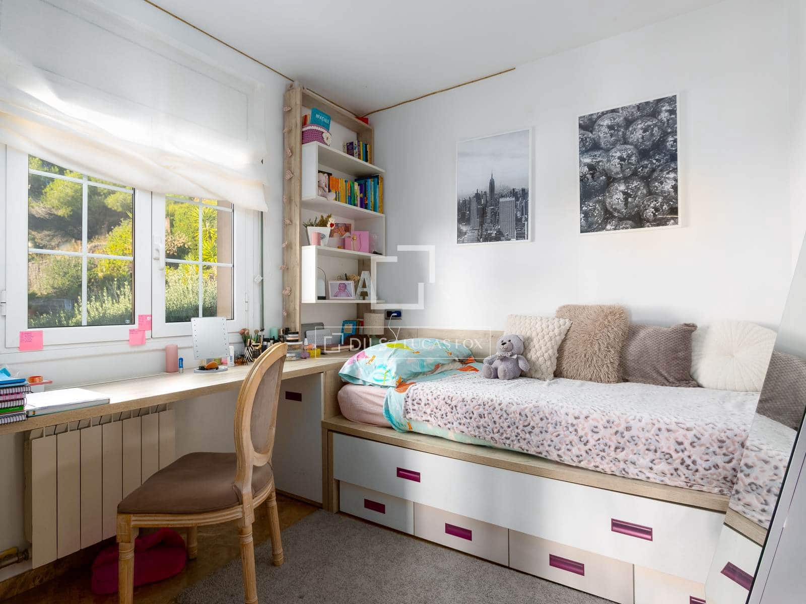 4 makuuhuone Huvila myytävänä paikassa Teia mukana uima-altaan 
autotalli - 840 000 € (Ref: 9504619)