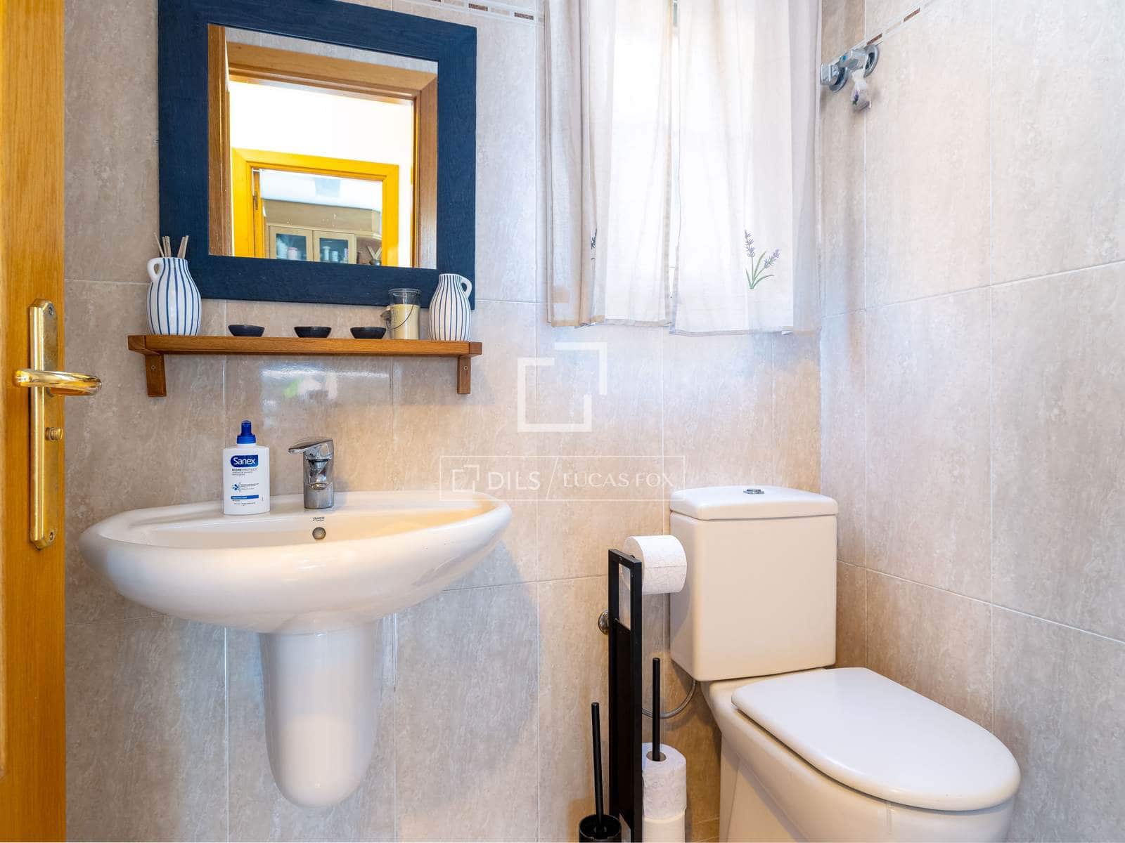 4 makuuhuone Huvila myytävänä paikassa Teia mukana uima-altaan 
autotalli - 840 000 € (Ref: 9504619)