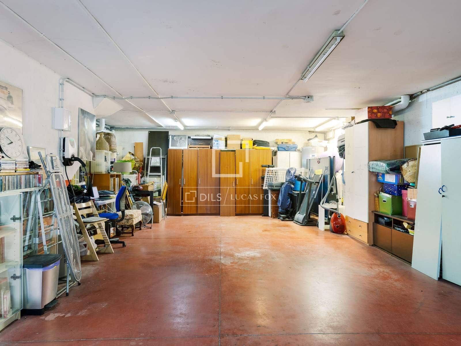 4 makuuhuone Huvila myytävänä paikassa Teia mukana uima-altaan 
autotalli - 840 000 € (Ref: 9504619)