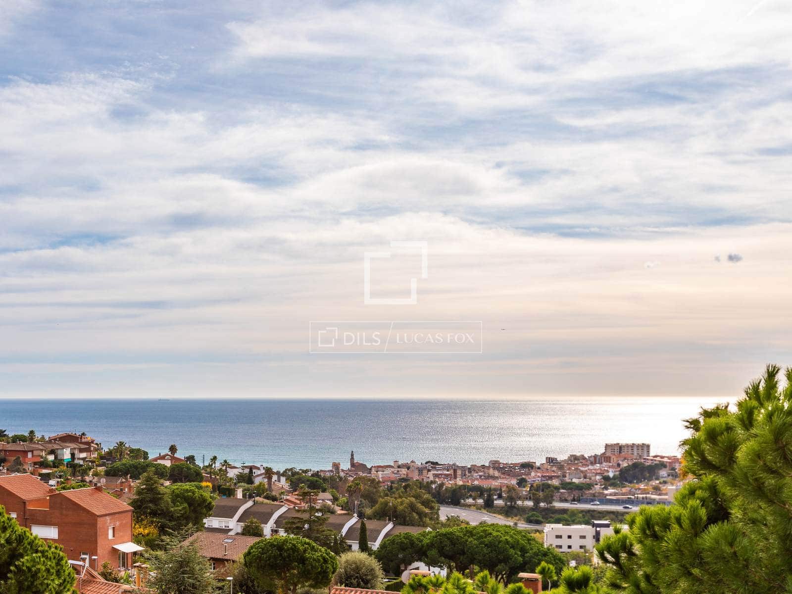 4 makuuhuone Huvila myytävänä paikassa Teia mukana uima-altaan 
autotalli - 840 000 € (Ref: 9504619)