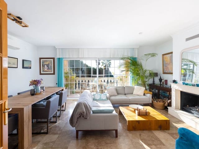 4 makuuhuone Huvila myytävänä paikassa Teià mukana uima-altaan 
autotalli - 840 000 € (Ref: 9504619)