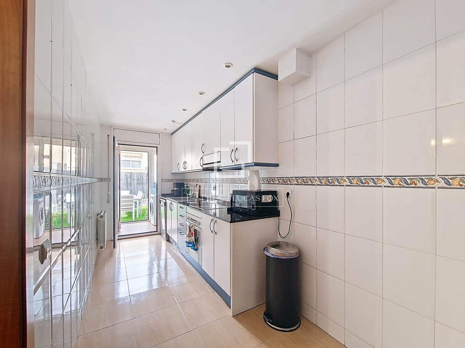 3 camera da letto Villa in vendita in Cubelles con piscina garage - 340.000 € (Rif: 9504620)