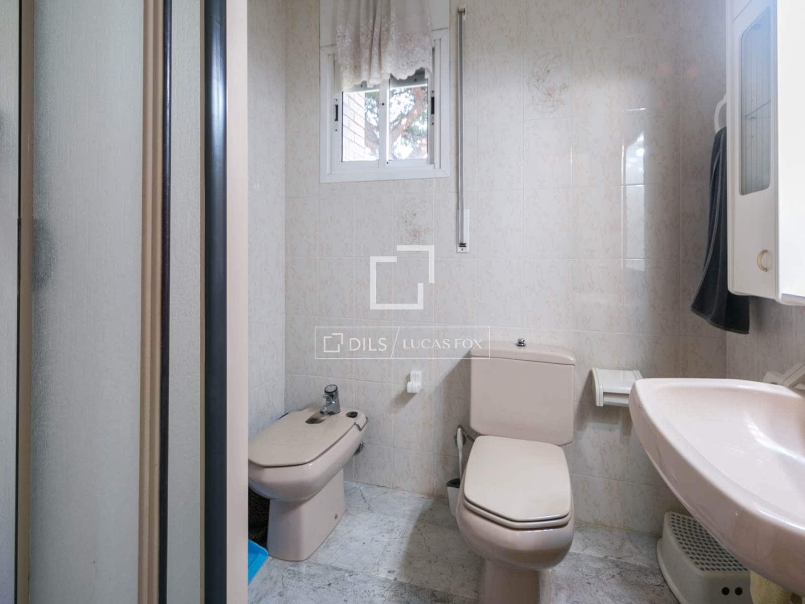 4 slaapkamer Villa te koop in Castelldefels met zwembad garage - € 1.050.000 (Ref: 9506232)