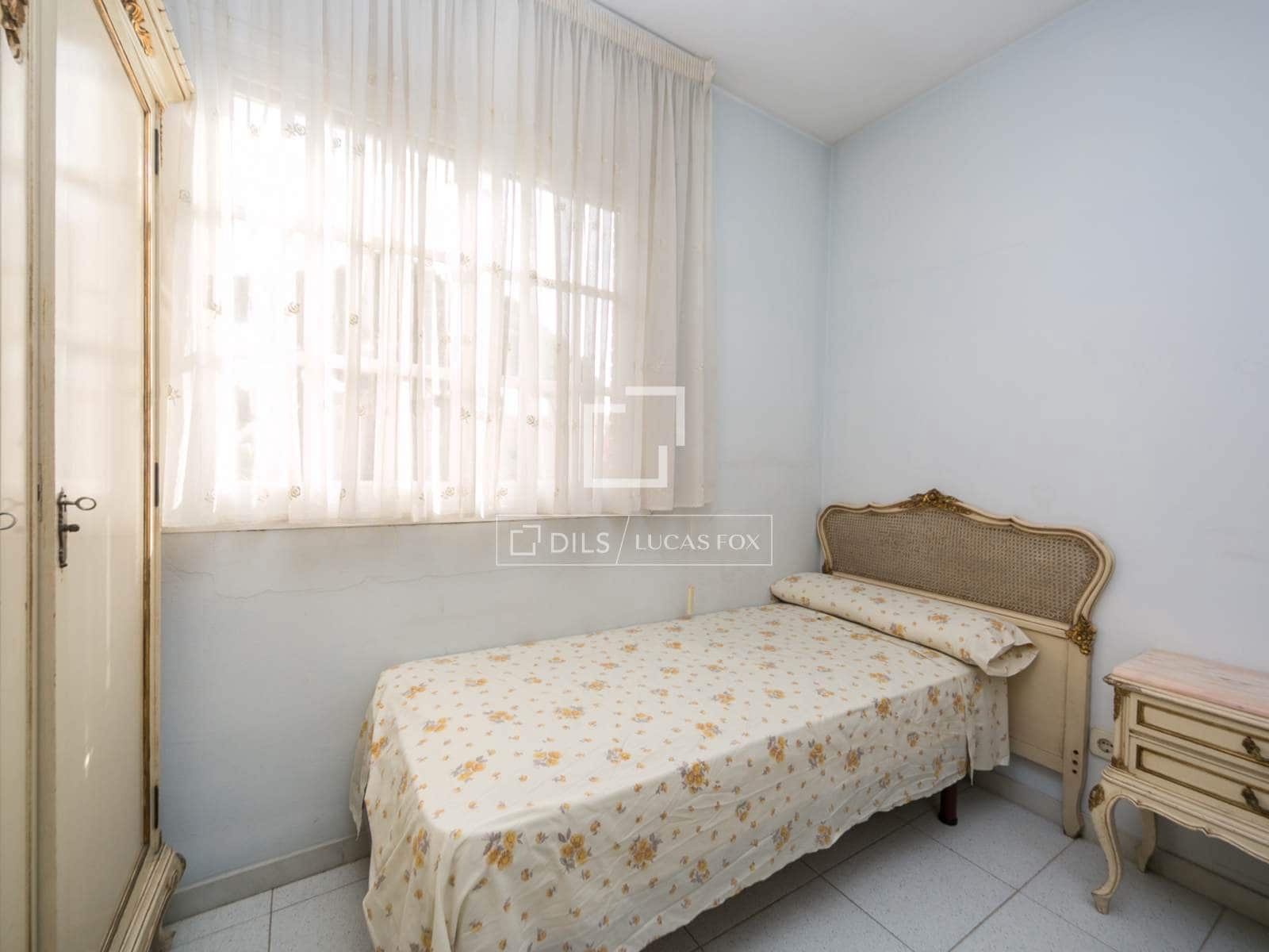 4 slaapkamer Villa te koop in Castelldefels met zwembad garage - € 1.050.000 (Ref: 9506232)