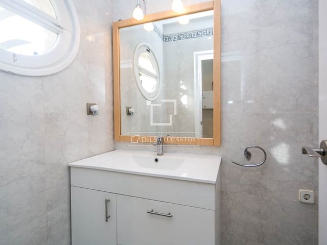 4 slaapkamer Villa te koop in Castelldefels met zwembad garage - € 1.050.000 (Ref: 9506232)