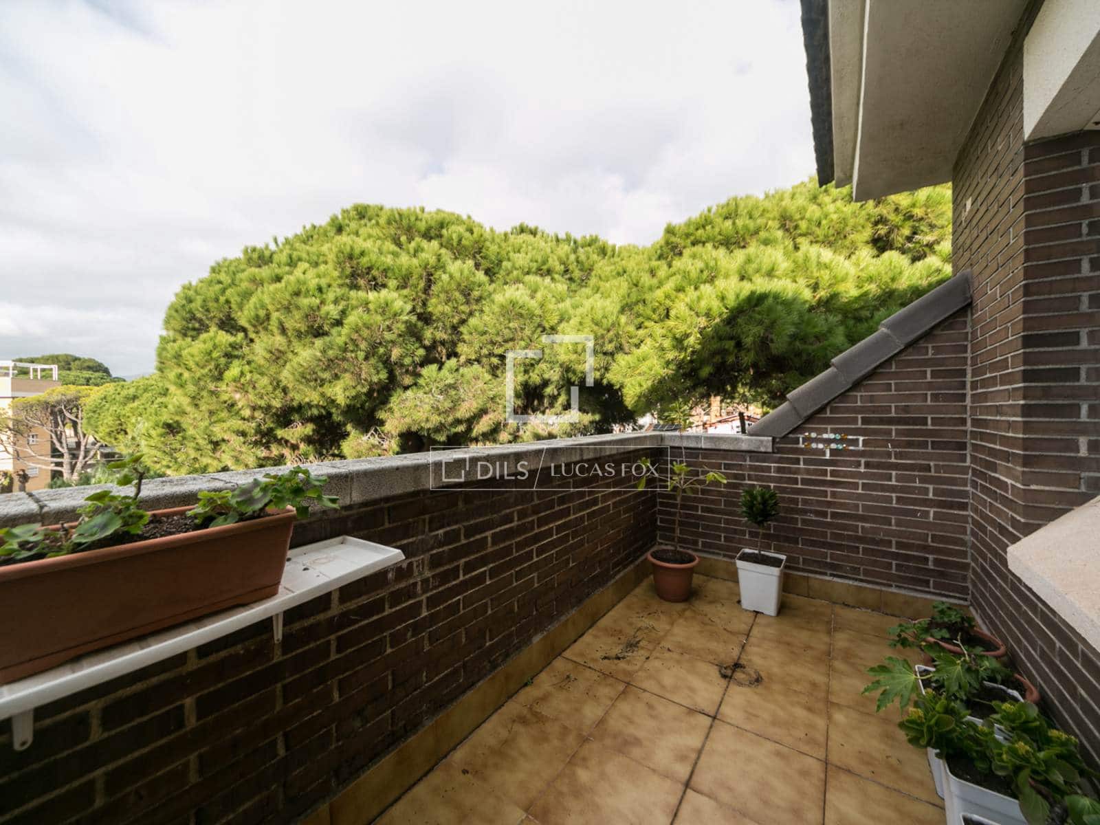 4 slaapkamer Villa te koop in Castelldefels met zwembad garage - € 1.050.000 (Ref: 9506232)