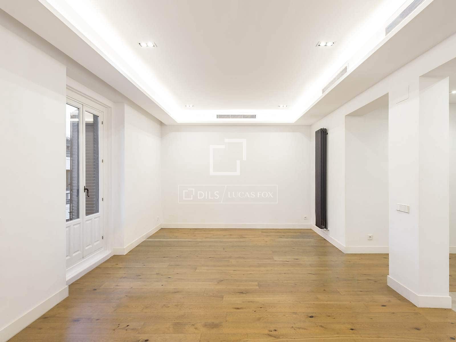 2 quarto Apartamento para arrendar em Madrid cidade - 3 000 € (Ref: 9506234)