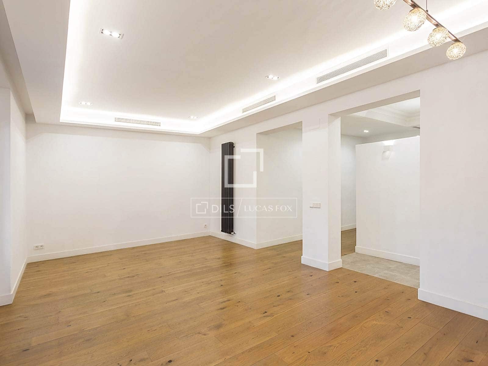 2 quarto Apartamento para arrendar em Madrid cidade - 3 000 € (Ref: 9506234)