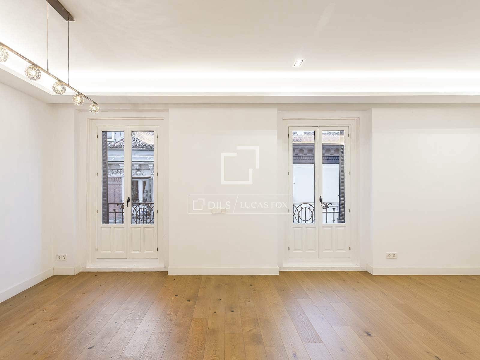 2 quarto Apartamento para arrendar em Madrid cidade - 3 000 € (Ref: 9506234)