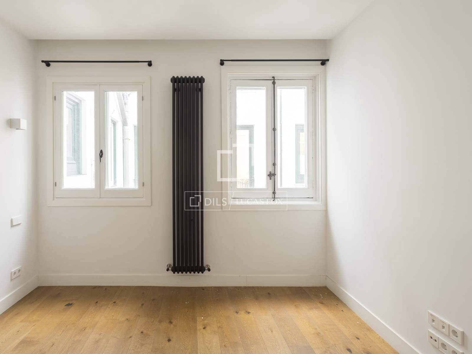 2 quarto Apartamento para arrendar em Madrid cidade - 3 000 € (Ref: 9506234)